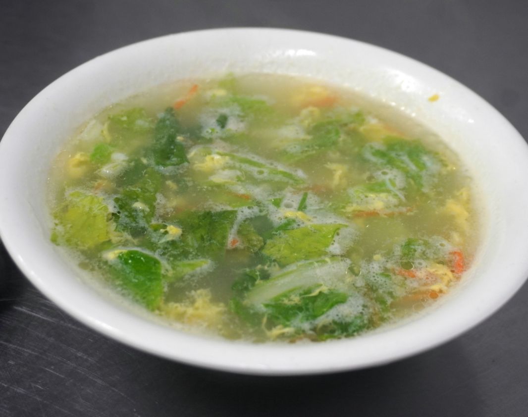 基隆中正｜九富炒麵炒飯｜鍋氣四溢的人氣炒麵炒飯，在地人私藏的義二路美食
