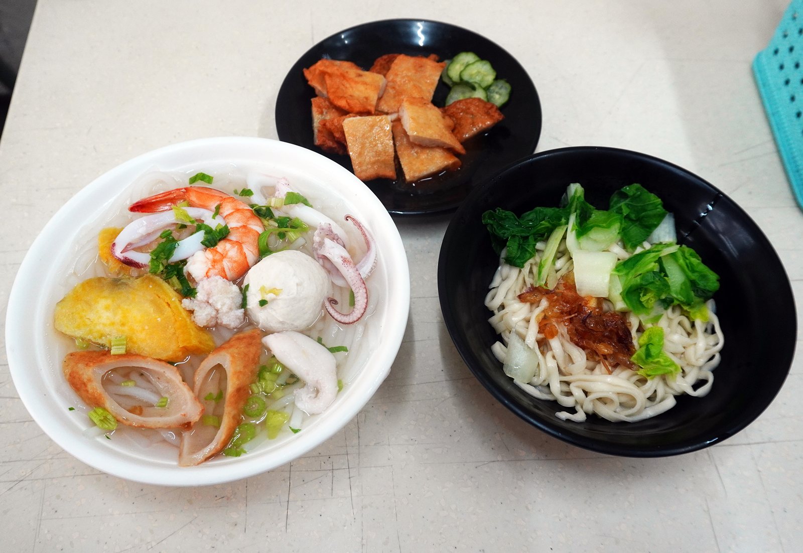基隆中正|崔家小卷米粉|義二路平價美食推薦,開在小A蟹麵原店面,最推綜合海鮮麵 - 第2張圖 基隆中正|崔家小卷米粉|義二路平價美食推薦,開在小A蟹麵原店面,最推綜合海鮮麵